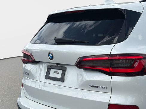 Used 2023 BMW X5 sDrive40i w/ M Sport Package RWD image 18