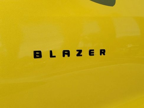 Used 2023 Chevrolet Blazer RS AWD/4WD image 7