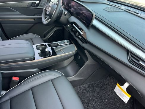 New 2026 Buick Enclave Avenir w/ Super Cruise Package image 16