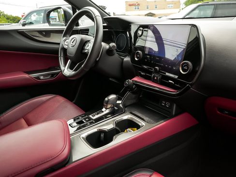 Used 2024 Lexus NX 250 FWD w/ Cold Area Package image 43