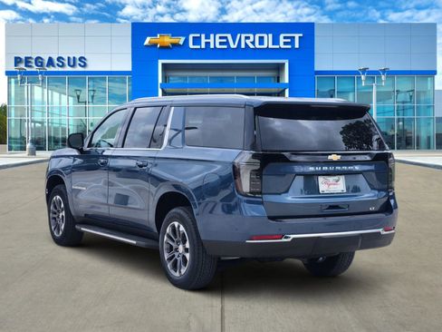 New 2026 Chevrolet Suburban LT w/ Comfort Package RWD image 4