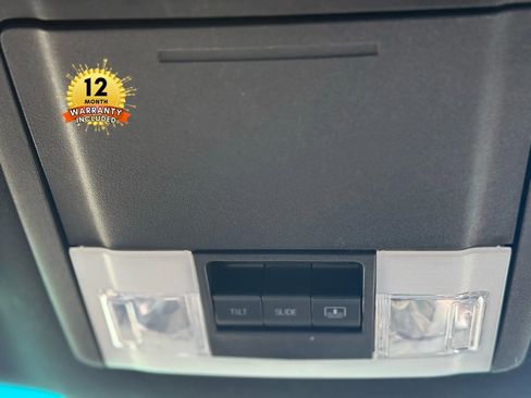 Used 2017 Ford Explorer XLT w/ Equipment Group 202A image 80