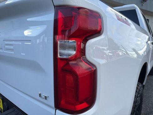 Used 2021 Chevrolet Silverado 1500 LT Trail Boss w/ Convenience Package II AWD/4WD image 14