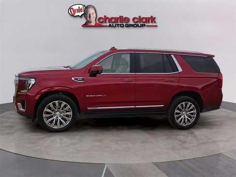 Used 2023 GMC Yukon Denali w/ Max Trailering Package image 2