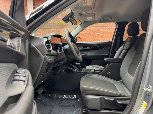 Used 2024 Chevrolet TrailBlazer LS w/ LS Convenience Package image 22