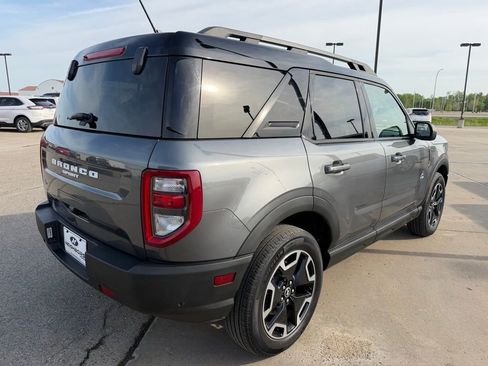 Used 2024 Ford Bronco Sport Outer Banks w/ Tech Package AWD/4WD image 5
