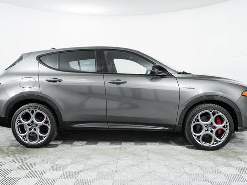 New 2024 Alfa Romeo Tonale Veloce w/ Active Assist Package AWD/4WD image 8