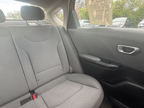 Used 2025 Kia K4 FWD image 34