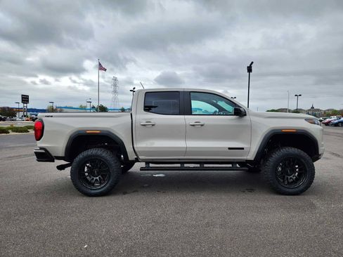 New 2026 GMC Canyon Elevation w/ Convenience Package AWD/4WD image 2