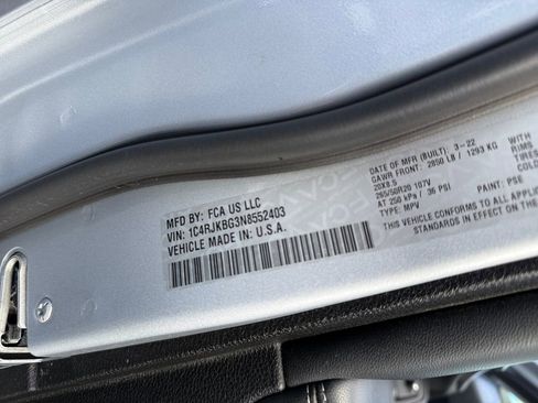 Certified 2022 Jeep Grand Cherokee L Limited w/ Black Appearance Package image 31