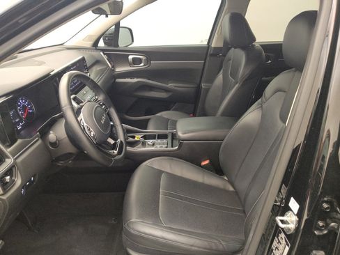 Used 2022 Kia Sorento S FWD image 17