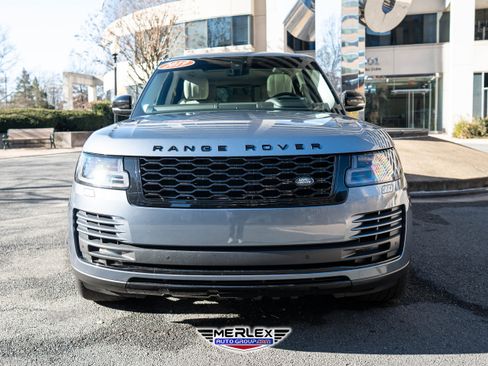 Used 2019 Land Rover Range Rover Supercharged image 2
