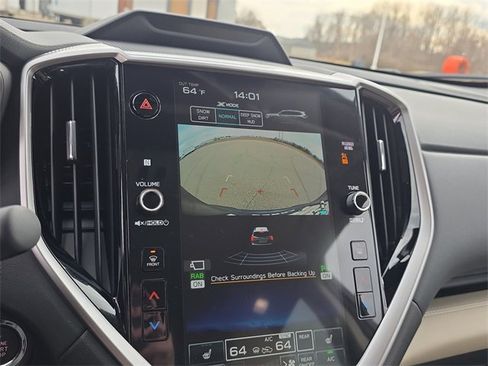 Used 2025 Subaru Ascent Limited image 24