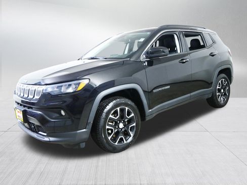 Used 2022 Jeep Compass Latitude w/ Convenience Group image 3