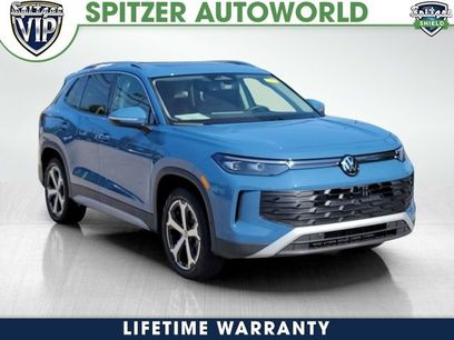 New 2025 Volkswagen Tiguan SE