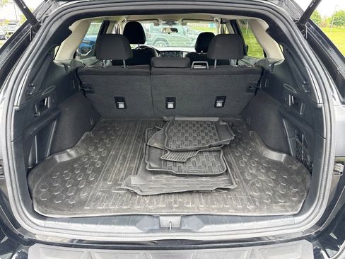 Used 2022 Subaru Outback Premium AWD/4WD image 9