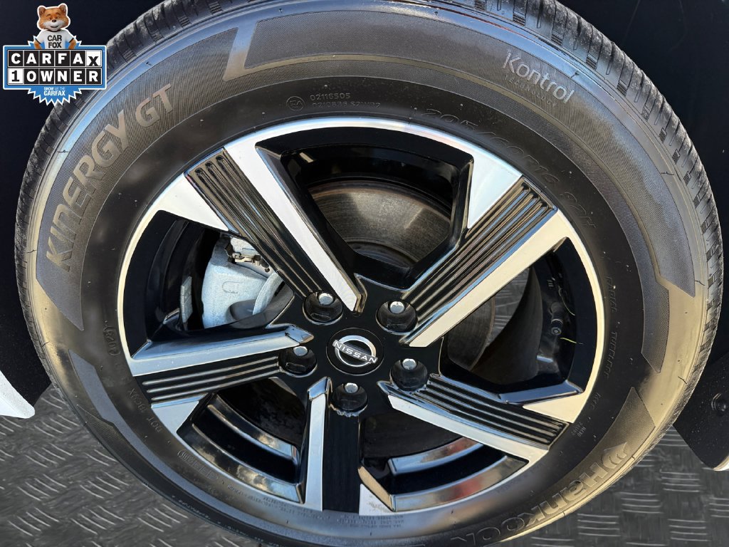 Certified 2025 Nissan Sentra SV w/ All-Weather Package FWD image 21