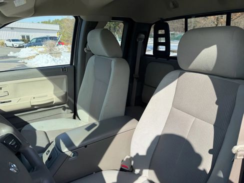 Used 2005 Dodge Dakota SLT image 12