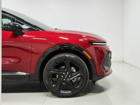 Used 2025 Chevrolet Equinox EV RS image 14