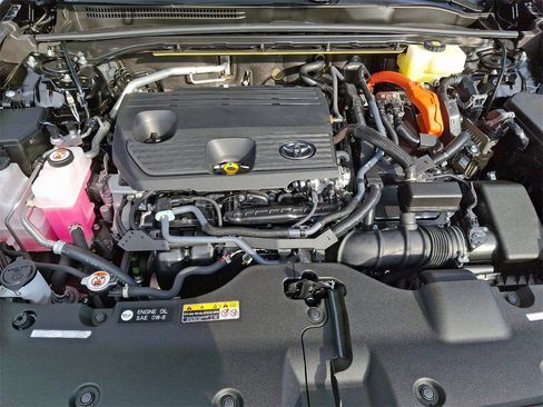 New 2025 Toyota Crown Nightshade image 19