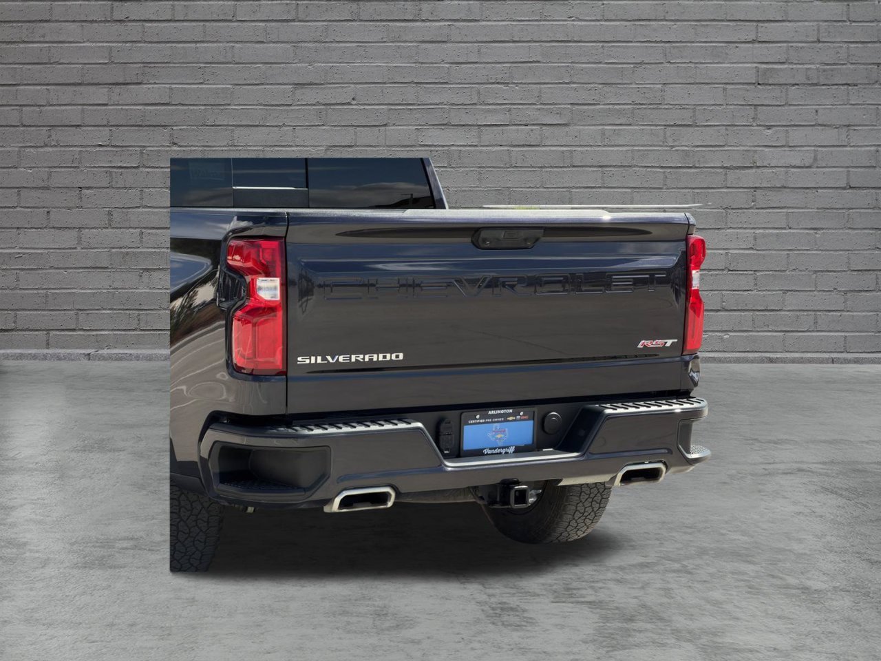 Used 2023 Chevrolet Silverado 1500 RST AWD/4WD image 7