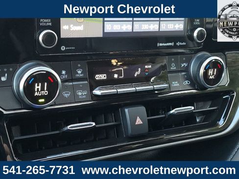 Used 2022 Toyota Highlander XLE image 23