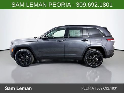 New 2026 Jeep Grand Cherokee Limited w/ Limited Altitude Package AWD/4WD image 4