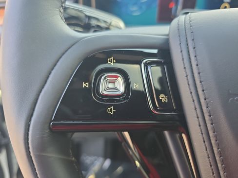 New 2026 Lincoln Aviator Black Label w/ Dynamic Handling Package image 17