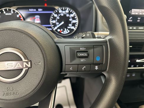 Certified 2024 Nissan Rogue SV image 21