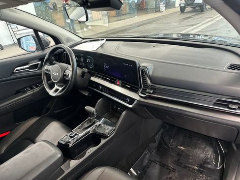 Certified 2024 Kia Sportage EX image 26
