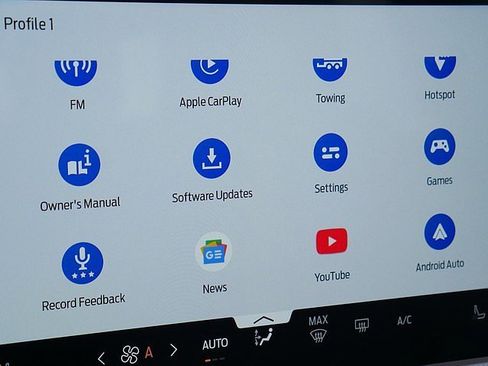 Used 2025 Ford Explorer Active w/ Active Comfort Package image 43