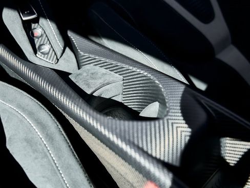 Used 2021 McLaren 765LT image 57