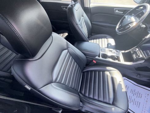 Used 2022 Ford Edge SEL w/ Convenience Package image 24