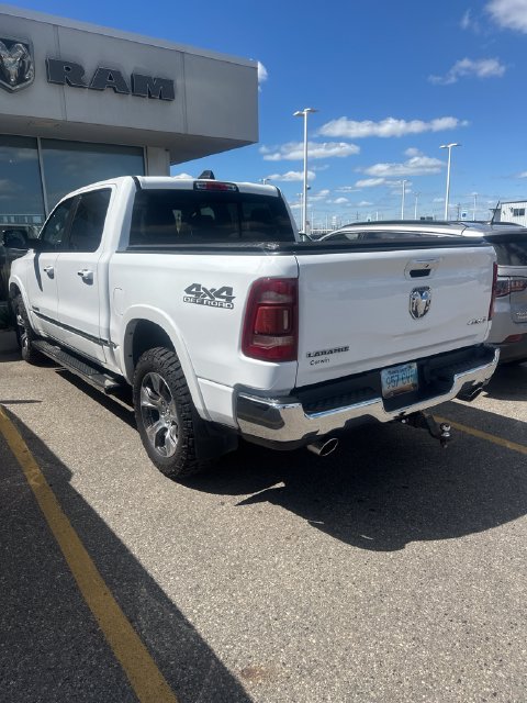 Used 2020 RAM 1500 Laramie w/ Off Road Group AWD/4WD image 3