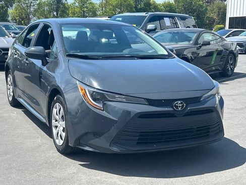 Used 2024 Toyota Corolla LE FWD image 2