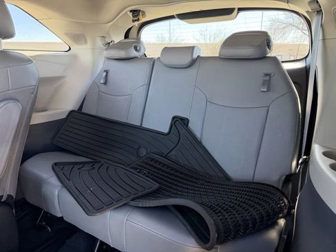 Certified 2023 Toyota Sienna XLE w/ XLE Plus Package image 30