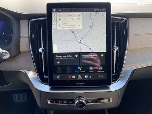 New 2026 Volvo XC90 B6 Core image 19