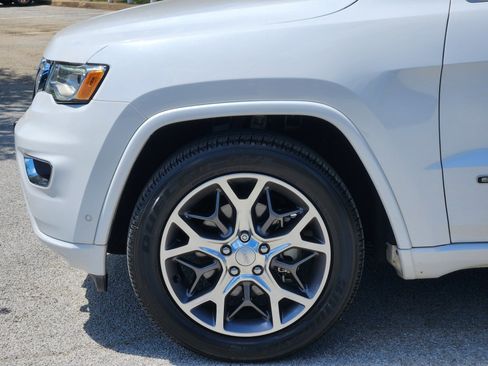 Used 2020 Jeep Grand Cherokee Overland RWD image 26