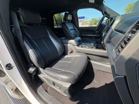 Used 2019 Ford Expedition Max XLT w/ Equipment Group 202A image 25