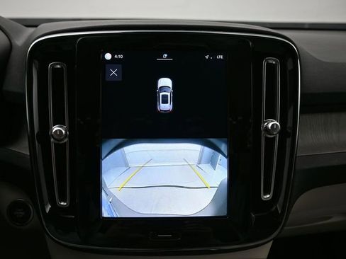 Used 2023 Volvo XC40 B5 Plus w/ Protection Package Premier AWD/4WD image 20