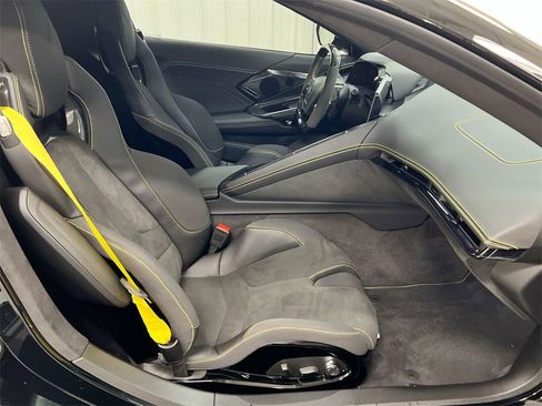 Used 2024 Chevrolet Corvette Z06 w/ Z07 Performance Package image 22