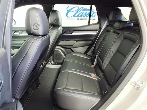 New 2026 GMC Terrain Elevation w/ Elevation Premium Package image 17