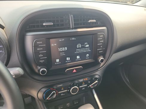 Used 2021 Kia Soul GT-Line FWD image 27