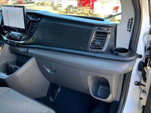 Used 2024 Ford Transit 350 XLT image 17