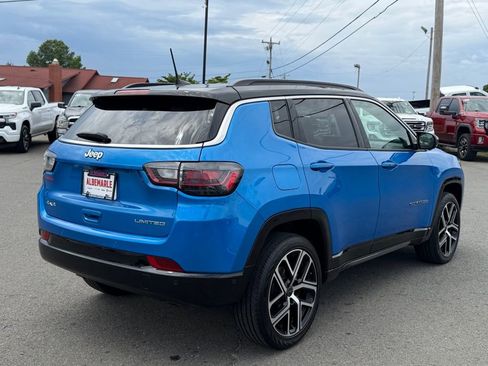 Used 2025 Jeep Compass Limited w/ Elite Group AWD/4WD image 3