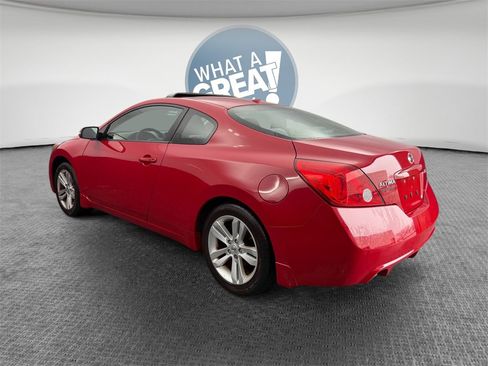 Used 2010 Nissan Altima 2.5 S w/ Premium Pkg image 6