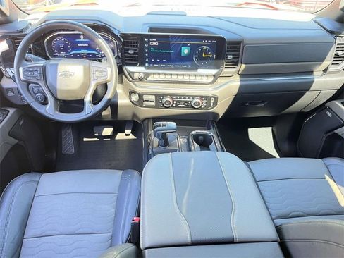 Used 2023 Chevrolet Silverado 1500 ZR2 w/ Technology Package image 25