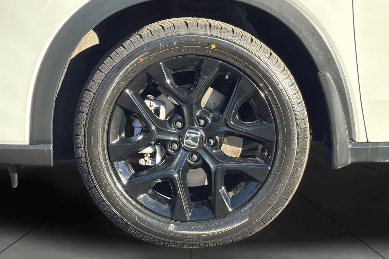 Used 2024 Honda HR-V Sport image 11