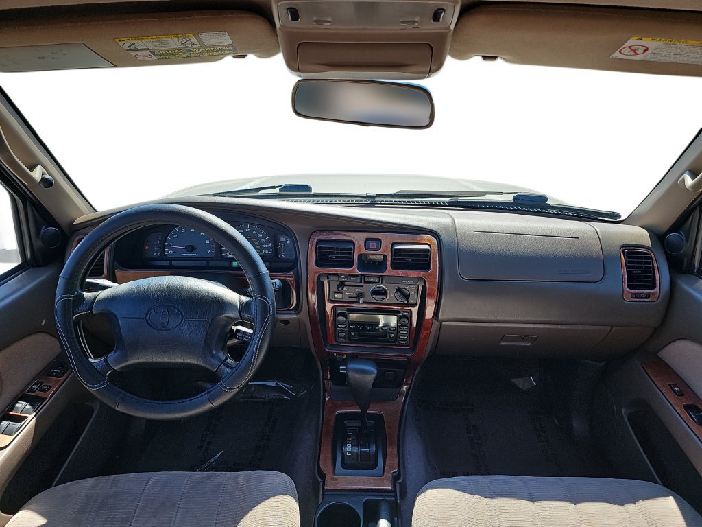 Used 2000 Toyota 4Runner SR5 RWD image 14