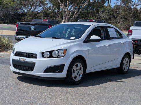 Used 2013 Chevrolet Sonic LS FWD image 9